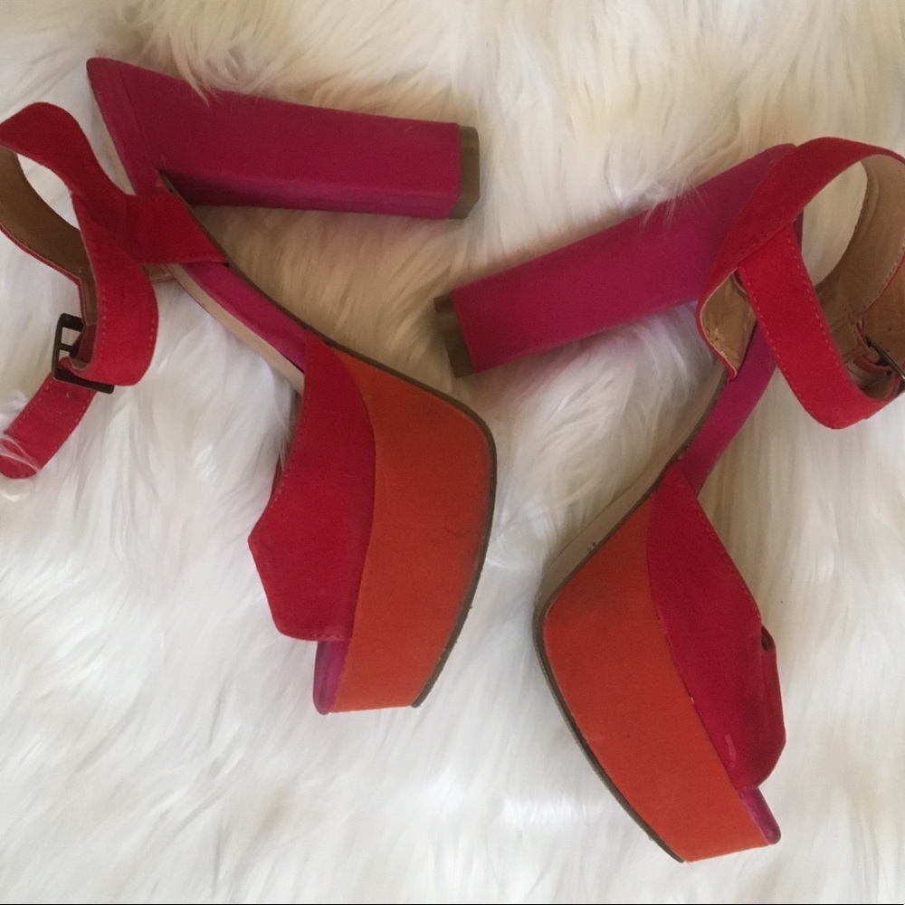 Sale! Sale! Sale! Color Block Platform